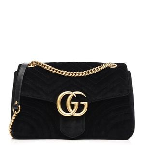 Gucci GG Marmont Shoulder Bag
Matelasse Velvet Medium Black